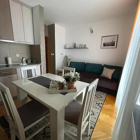 Apartamento Miniki *
