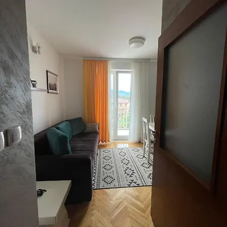 Miniki Apartment *