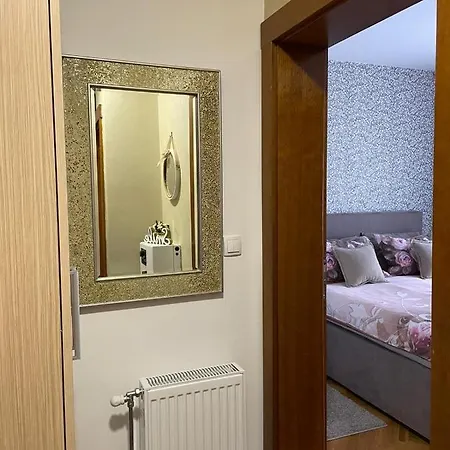 Miniki Apartment