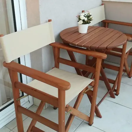 Miniki Apartment